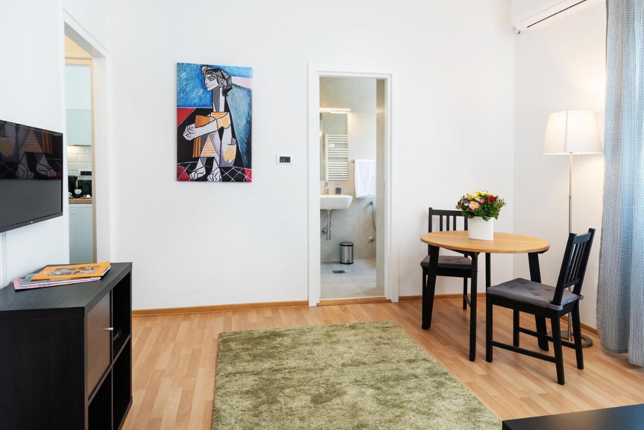 Studio Apartment Financial Park Belgrade Luaran gambar